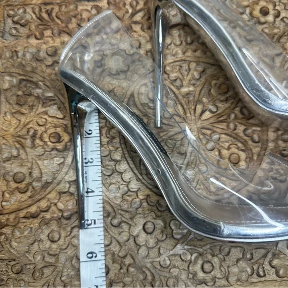 Jessica Rich Fancy Stiletto Clear/Silver Heels Sz 8 (39) - Picture 7 of 7